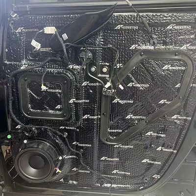 Bon prix DENZA Mat d'assouplissement du son des voitures Mat de matériau composite Isolation acoustique des véhicules en ligne